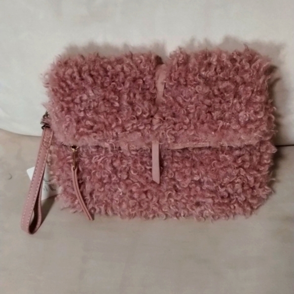 NWT Target Sherpa clutch wristlet mave color magnetic snap deep reach inside - Picture 1 of 9
